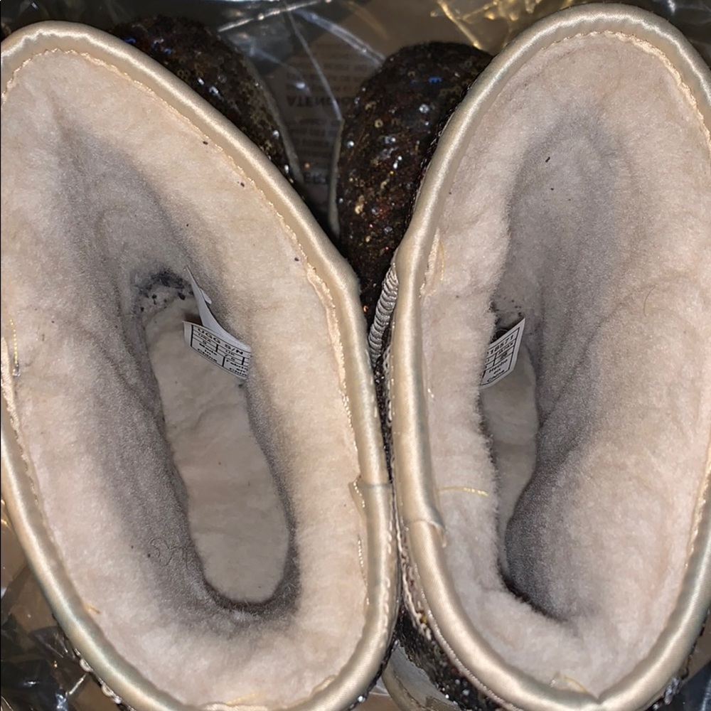 Classic Ugg - image 4